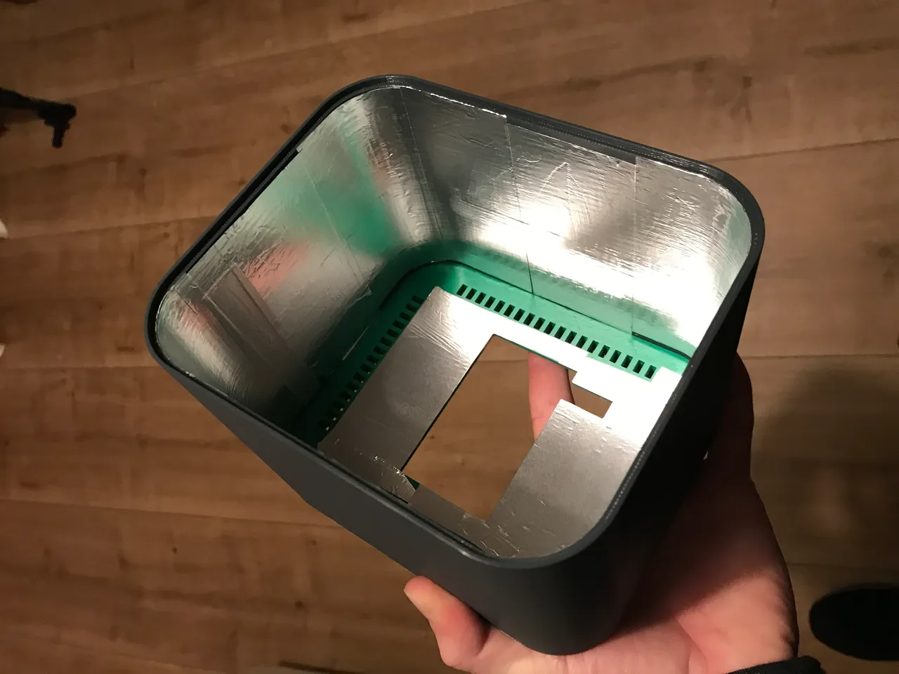 DIY Resin Curing Box 