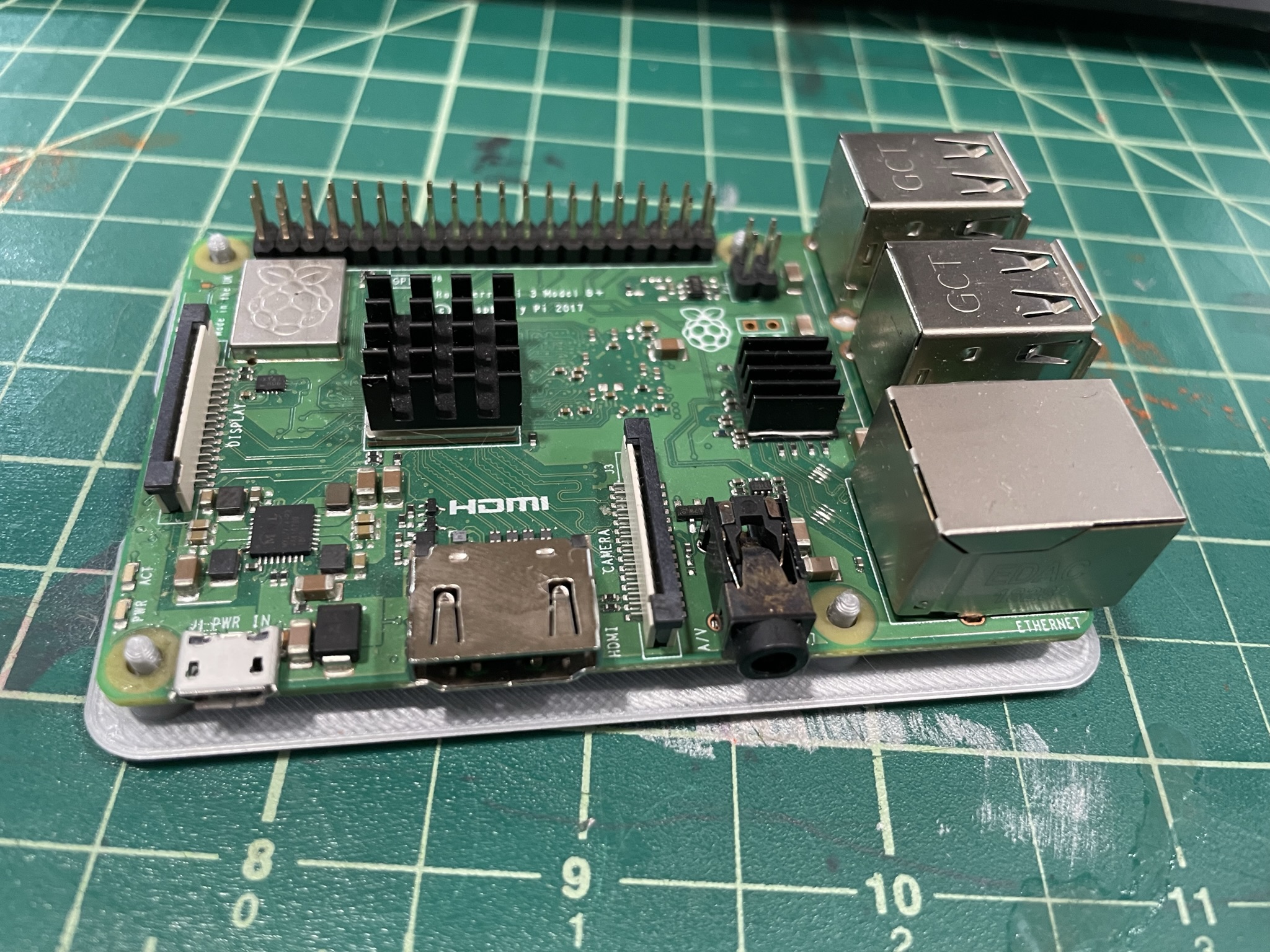 Miniatura 2 do modelo 3D Open Air Case Raspberry Pi