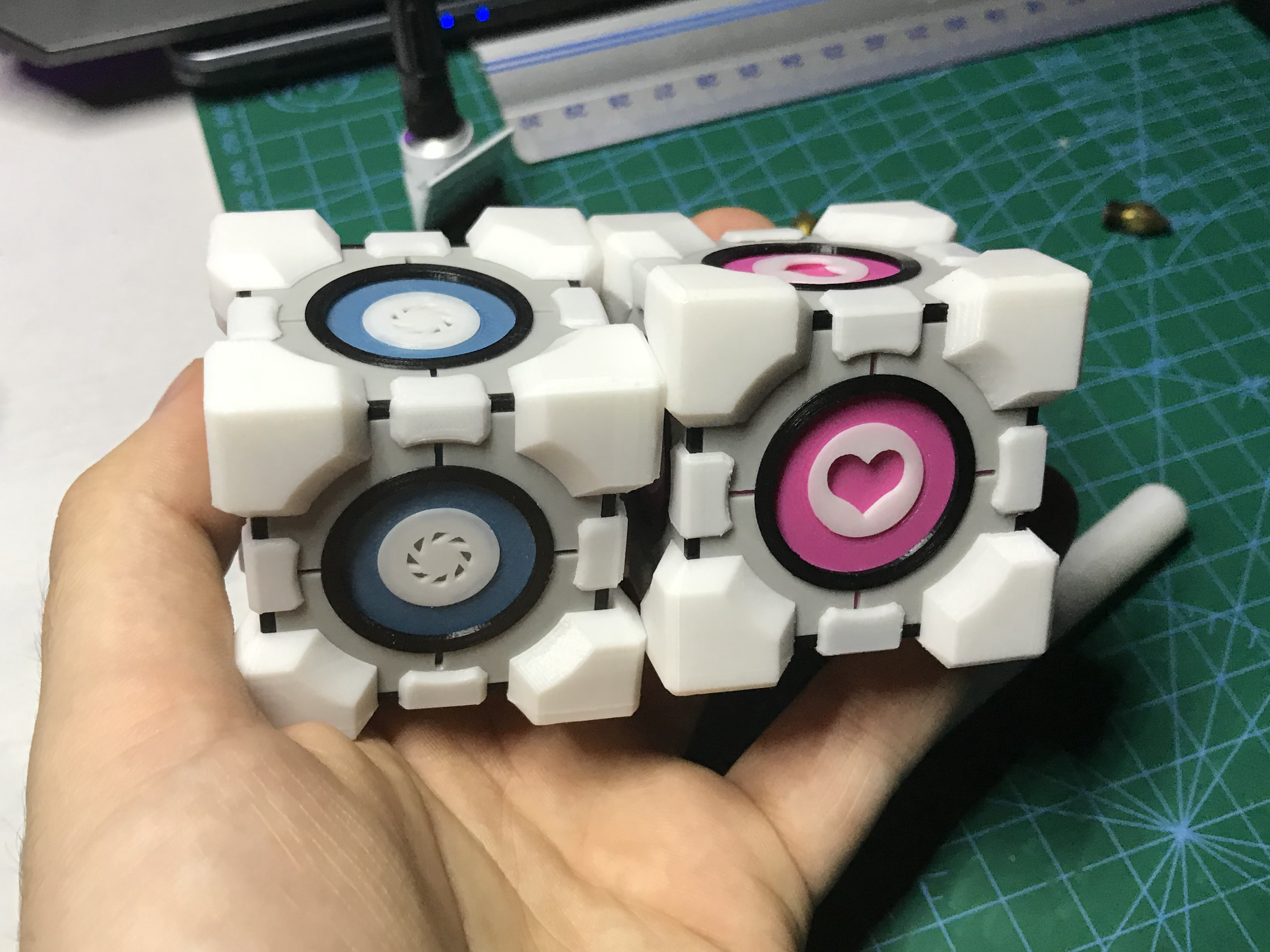 Portal Cube Edited, Remixed, now 50% size! (48mm)