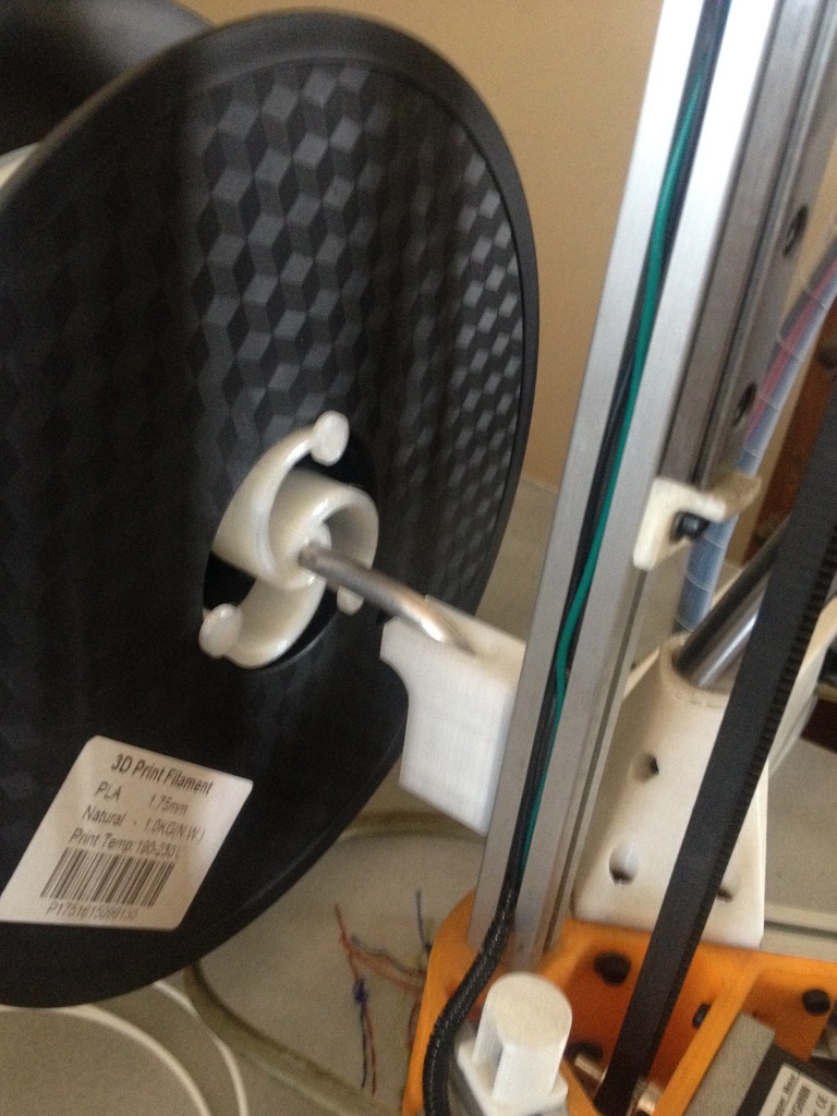 Spool Holder With Hub Adapter