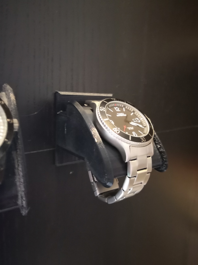 Watch wallmount
