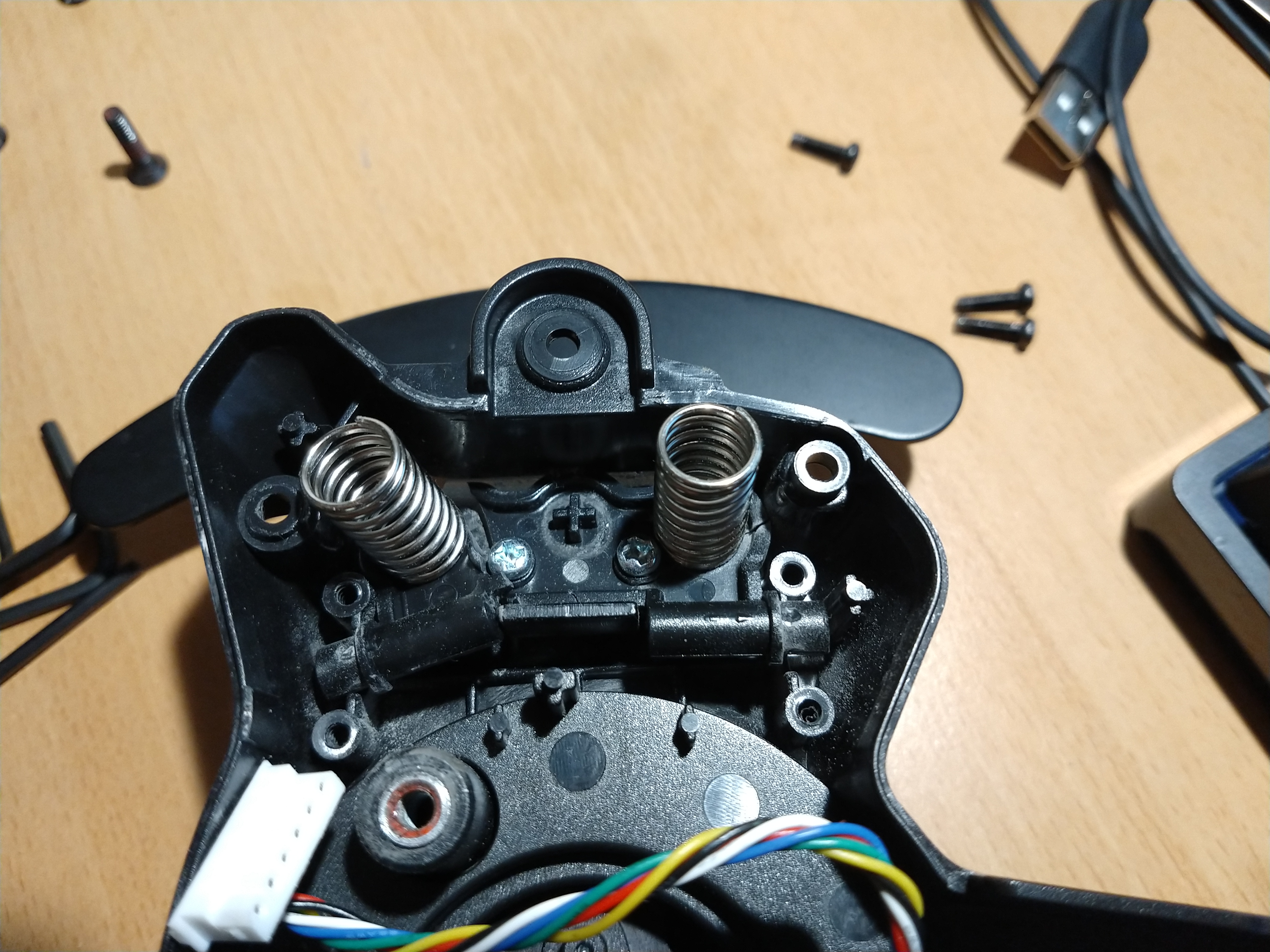 Thrustmaster T300 shift paddle hinge replacement — miniatura 2