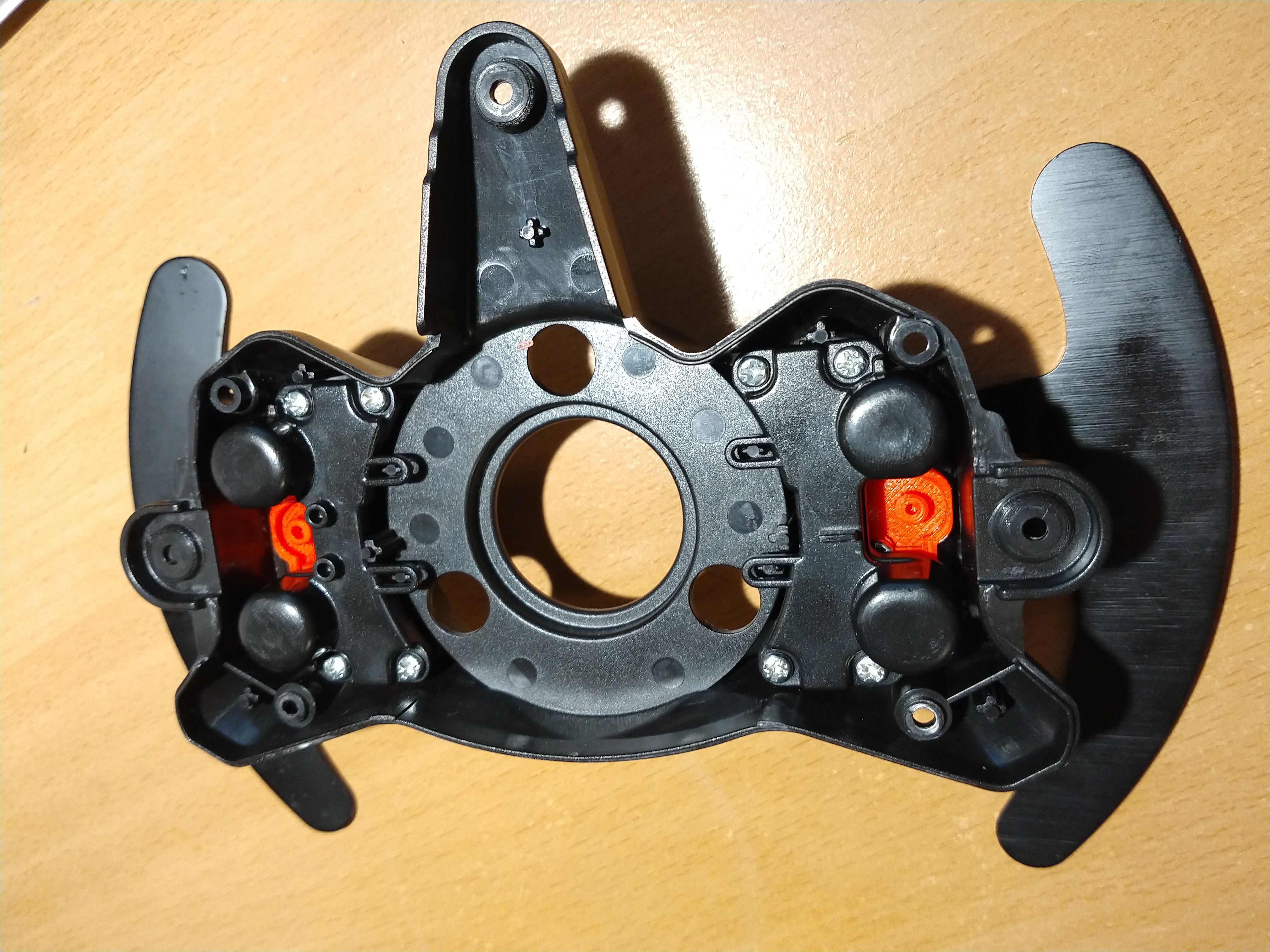 Thrustmaster T300 shift paddle hinge replacement — miniatura 9