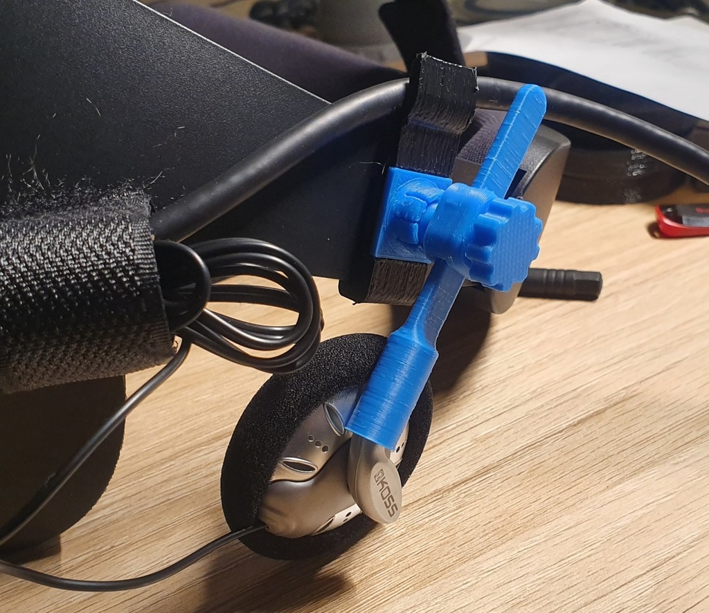 Koss KSC75 flexible mounts for Oculus Rift S by zeiphon | Download free ...