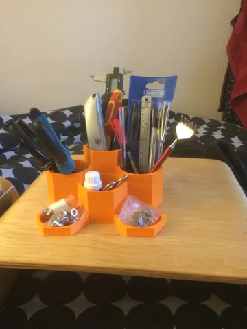 Hex holder