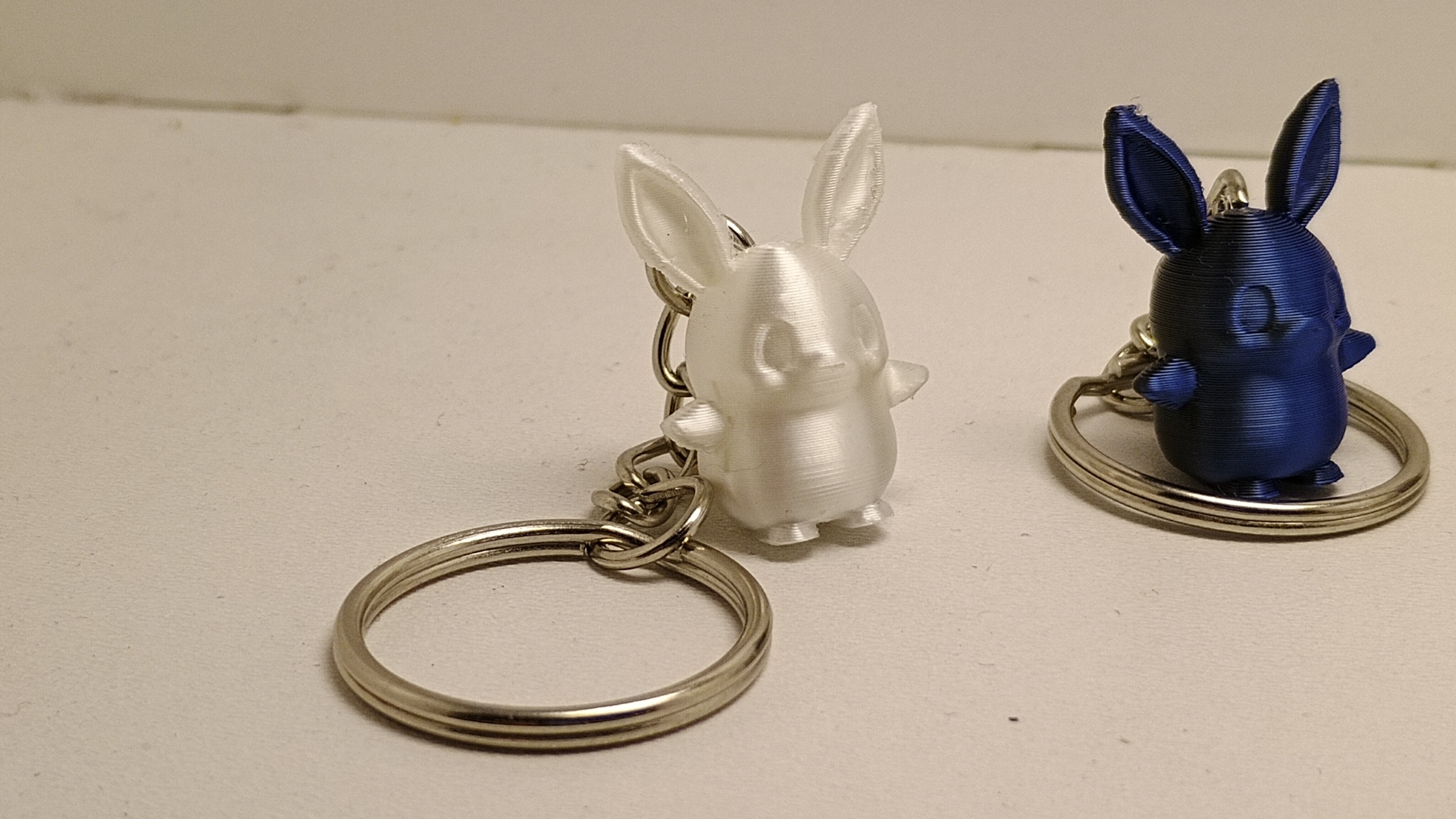 Cute Easter Bunnies Keychains — miniatura 3