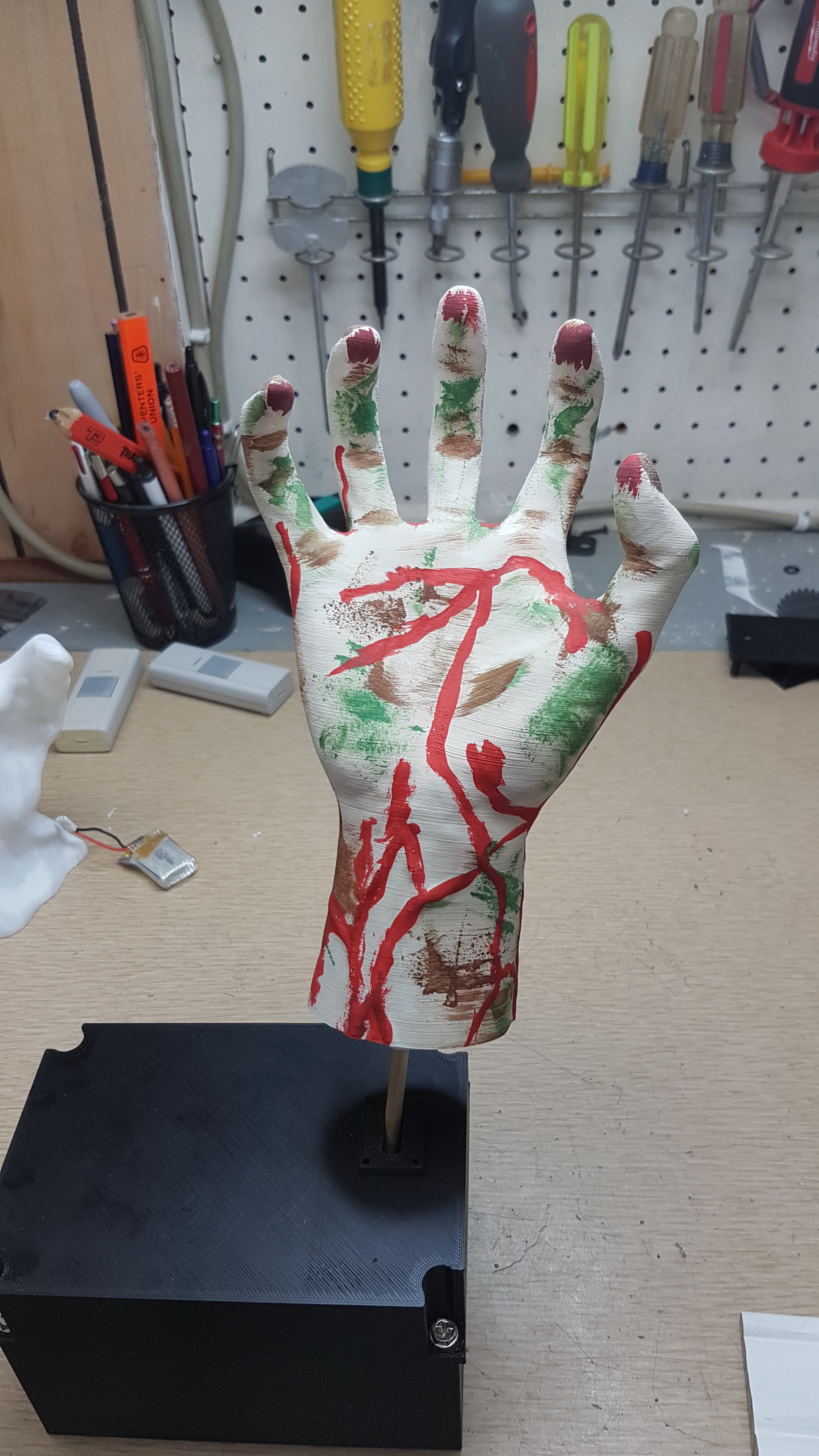Moving Zombie Hand