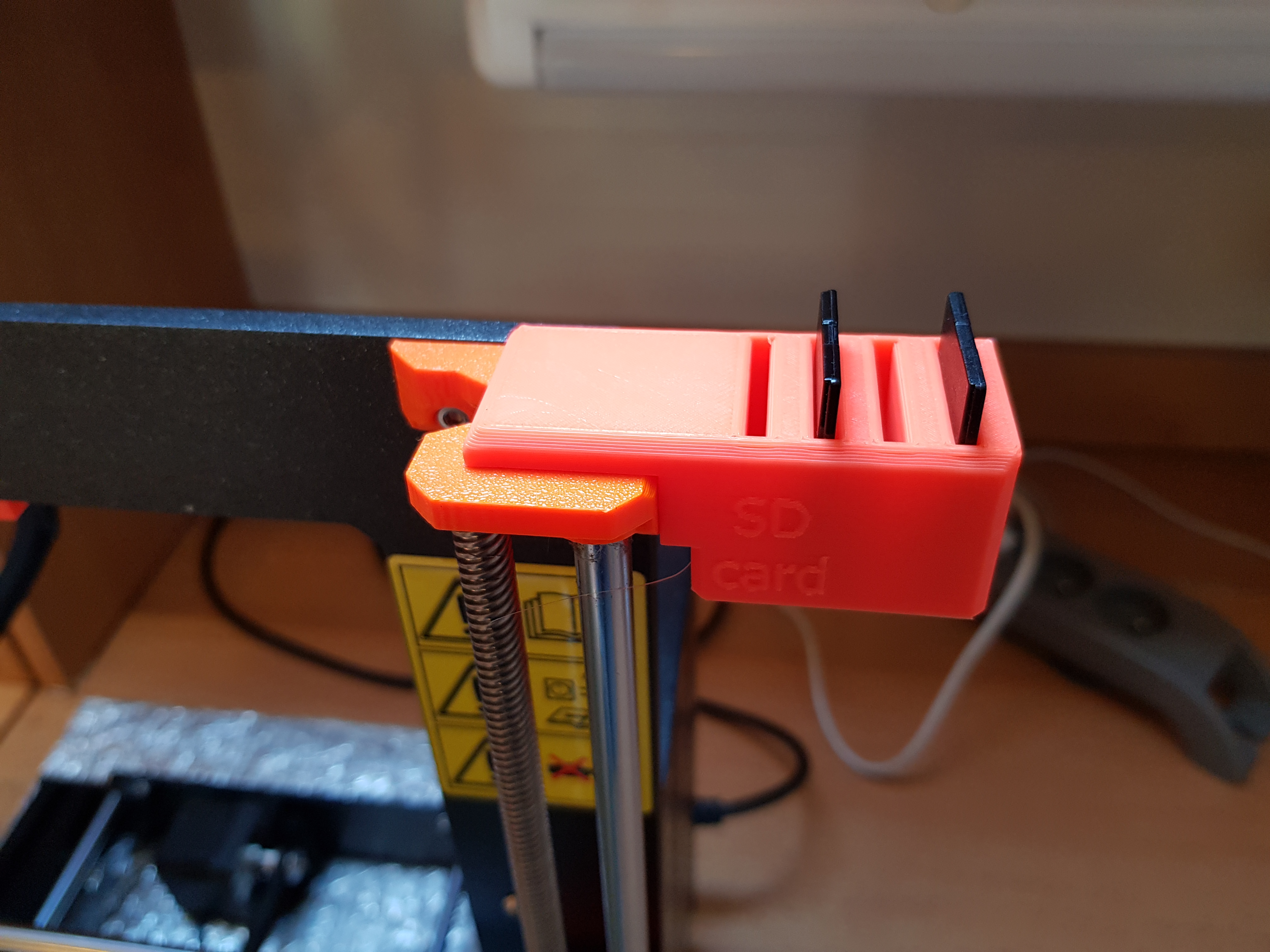 SD card box
