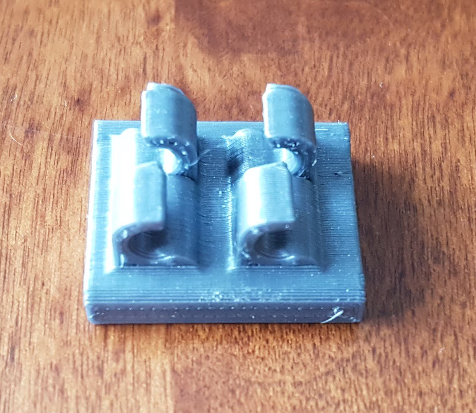 Magnetic 2 Cable Clip