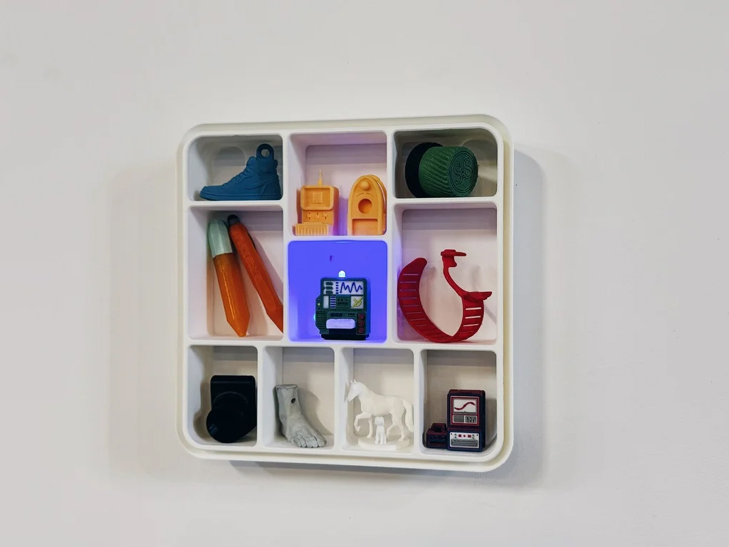 Trinket Shelf photo 5
