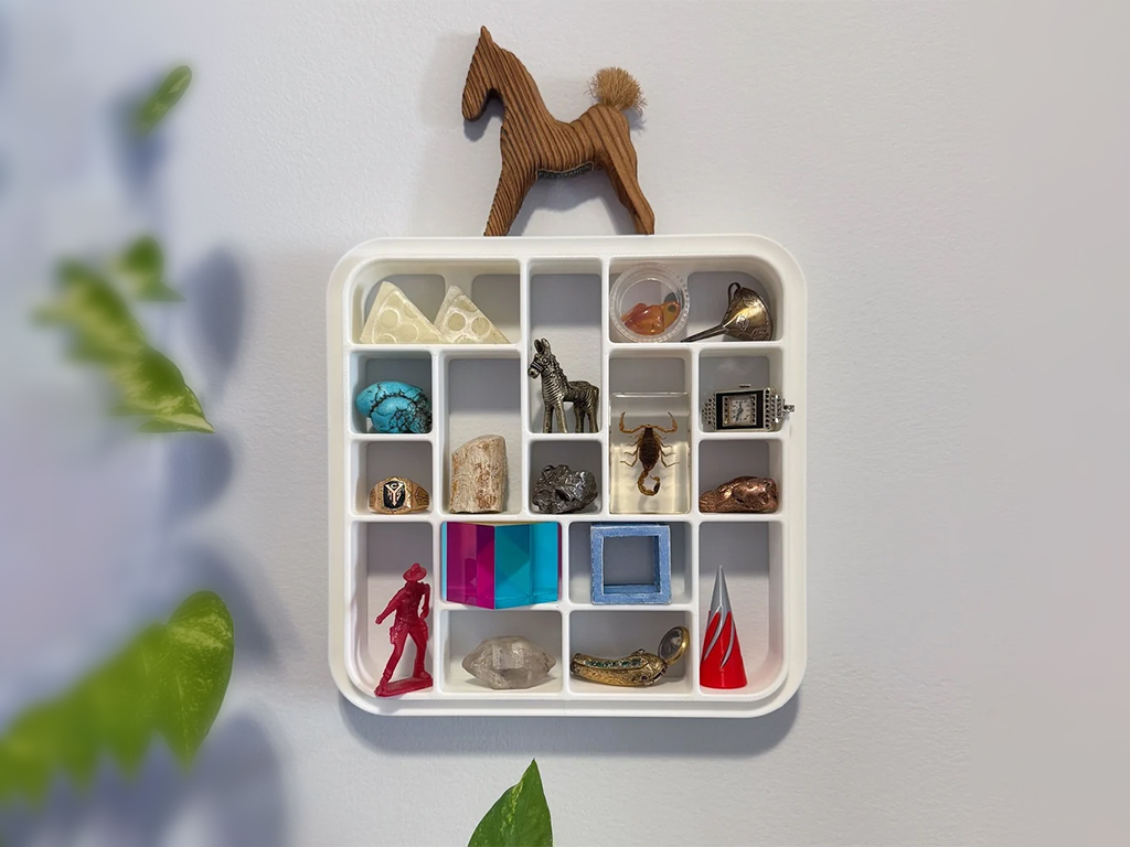 Trinket Shelf 3D model