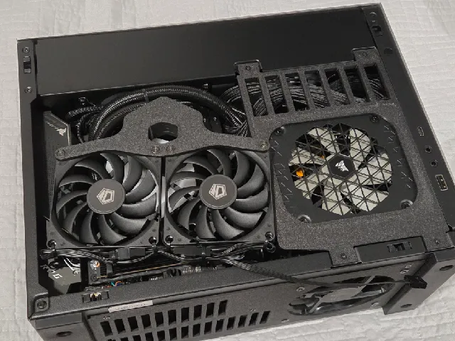 MasterLiquid Atmos 2 dan a4 h2o dual 80mm fan mount