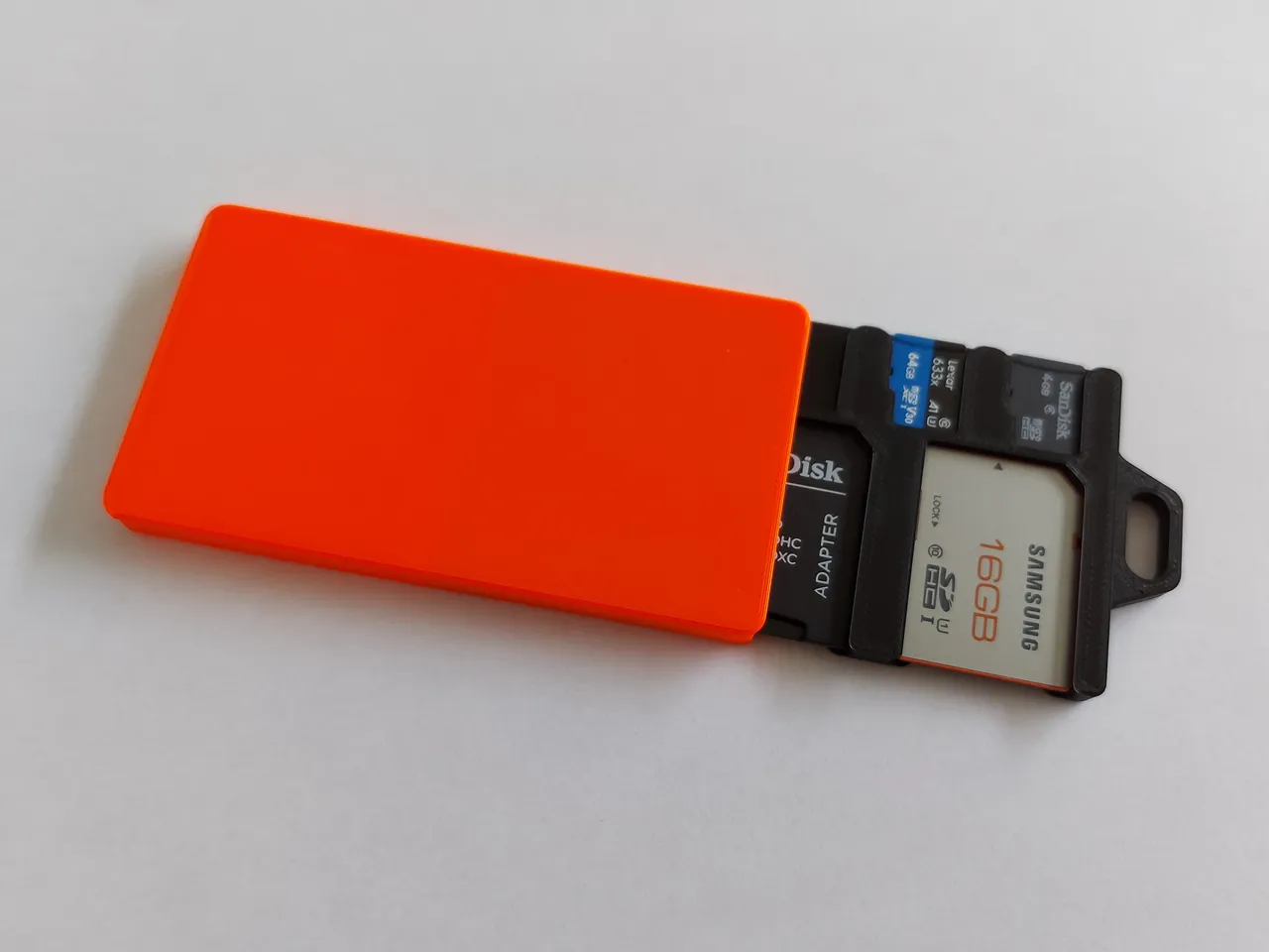 Micro) SD Card Holder 2 by Mateo Van Damme