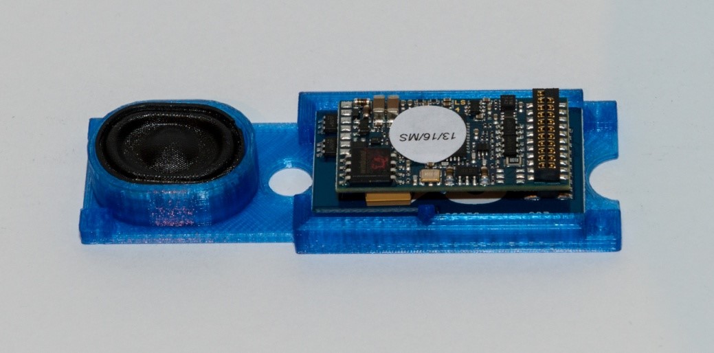 Märklin Re 420 Decoder Halterung — miniatura 2