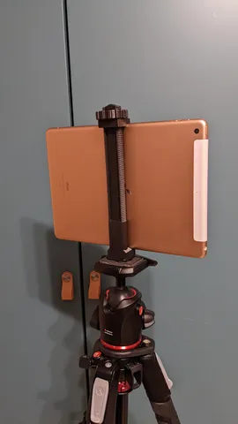 Tablet / Ipad mount for Camera Tripod. 1/4" thread