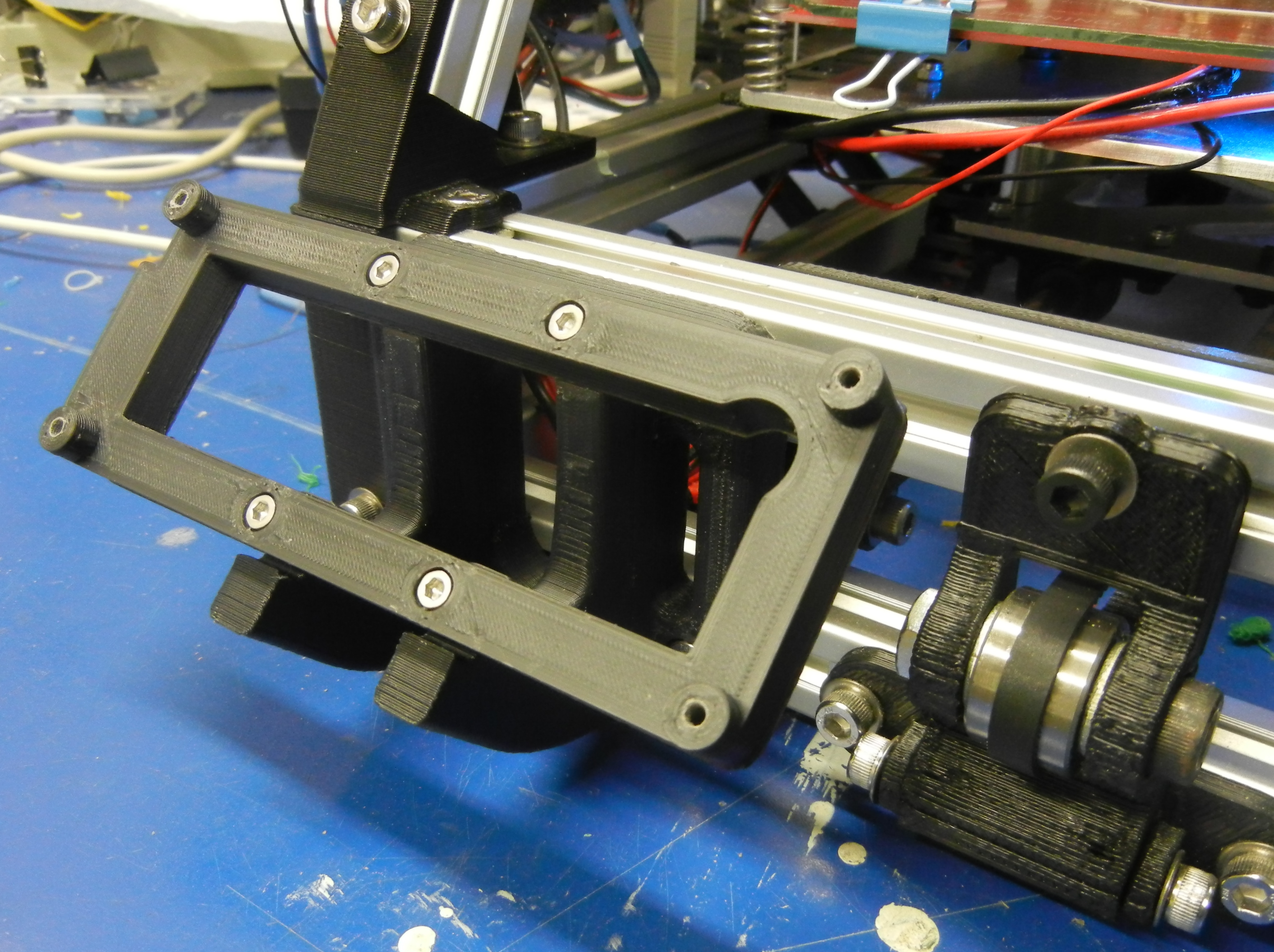 Gadgets 3D LCD Mount for MendelMax — thumbnail 4