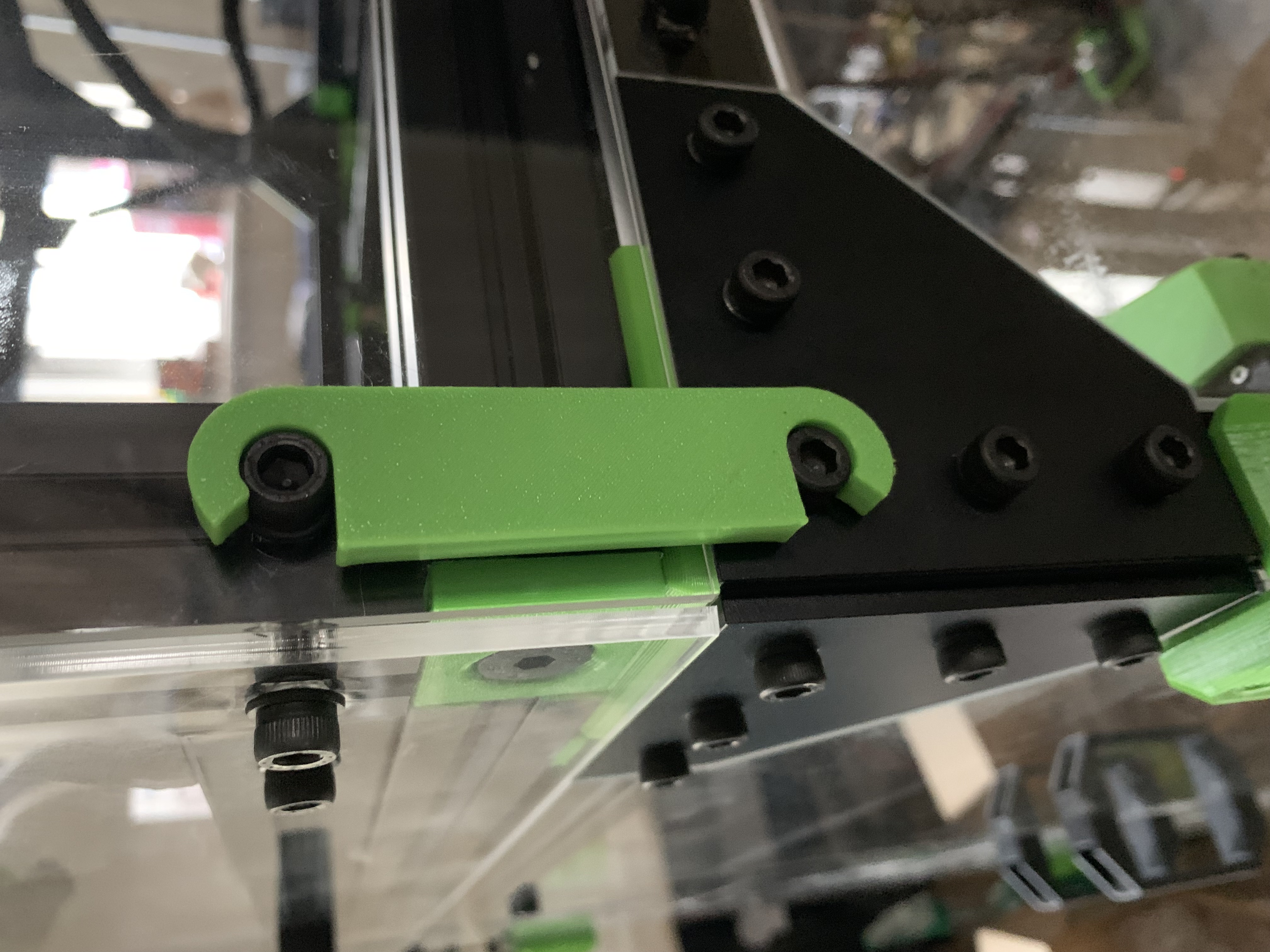 Lid hook for RatRig V-Core 3 enclosure