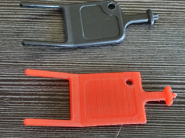 Key for paper towel dispenser "Azur"