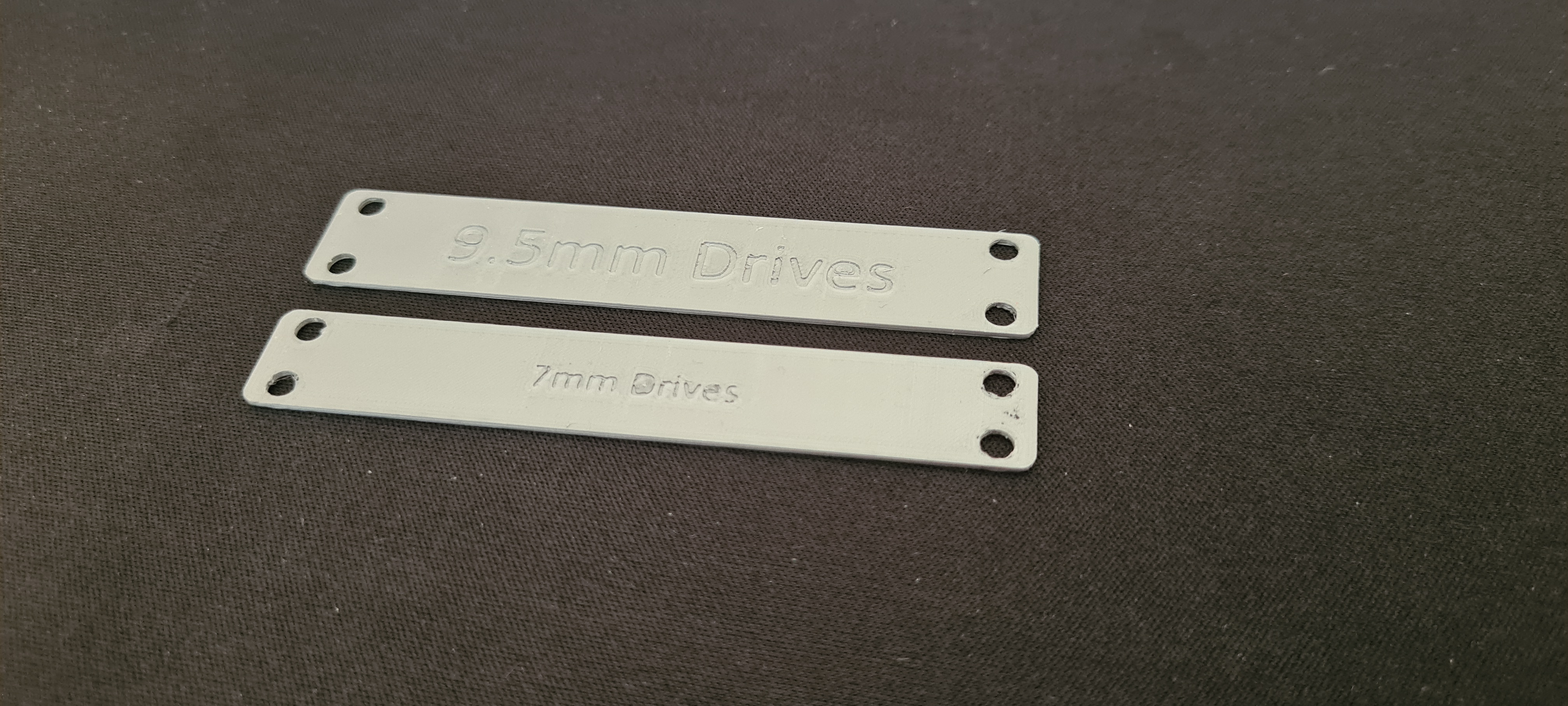 7MM SSD stacker for Microserver Gen8 Bracket