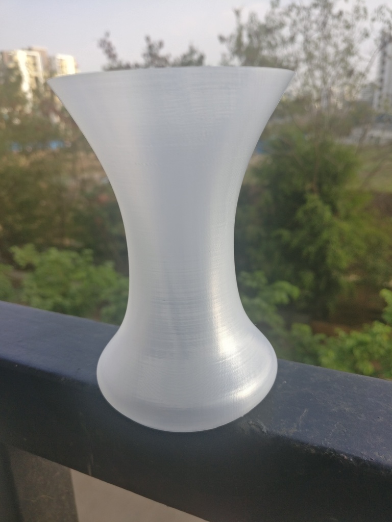 Miniatura 2 do modelo 3D Simple Vase