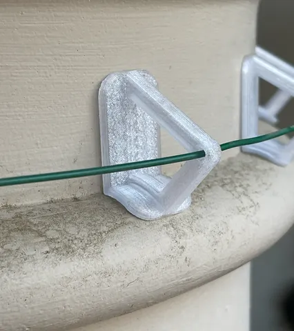 Column Wire Trellis Clip