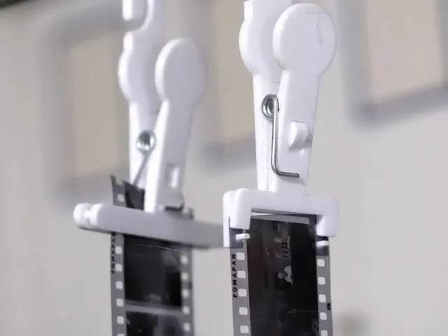 Filmclip version 2 incl film hanger and squeegee