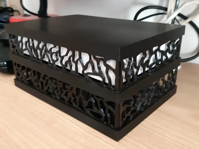 Mask container