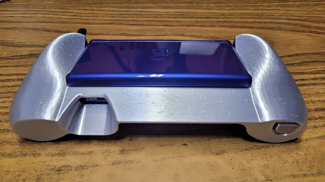 Modified ergonomic grip for Nintendo DS Lite (REMIX)