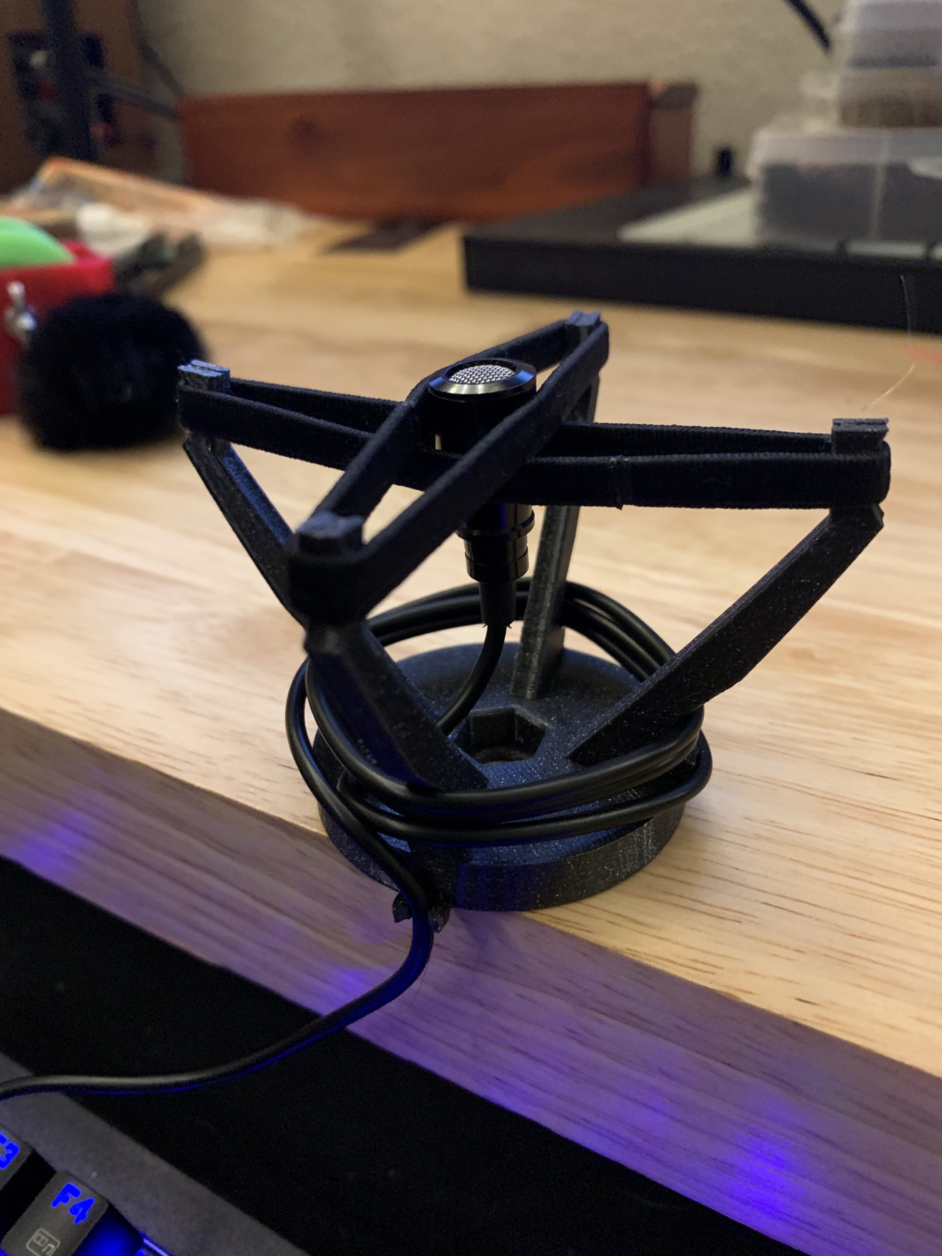 Shocky - Clippy Microphone (Micbooster) Shock Mount