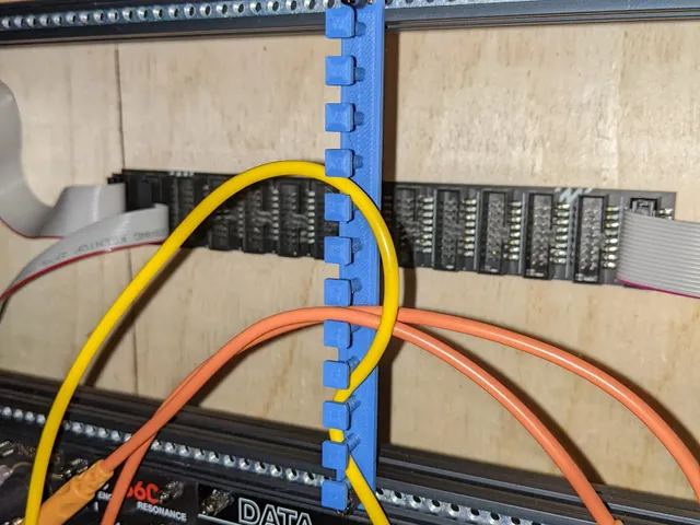 2HP Eurorack Cable Management Panel