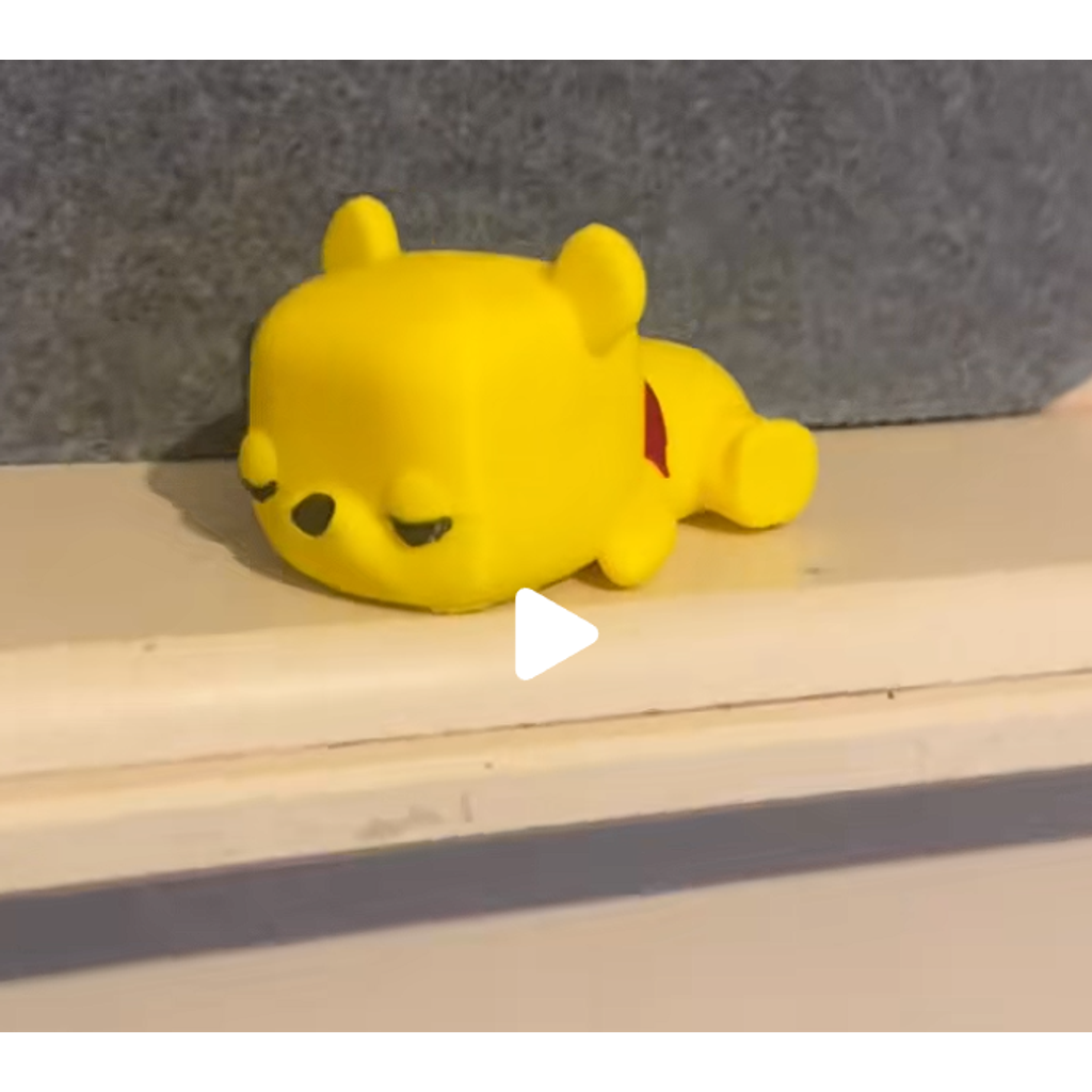 sleeping pooh