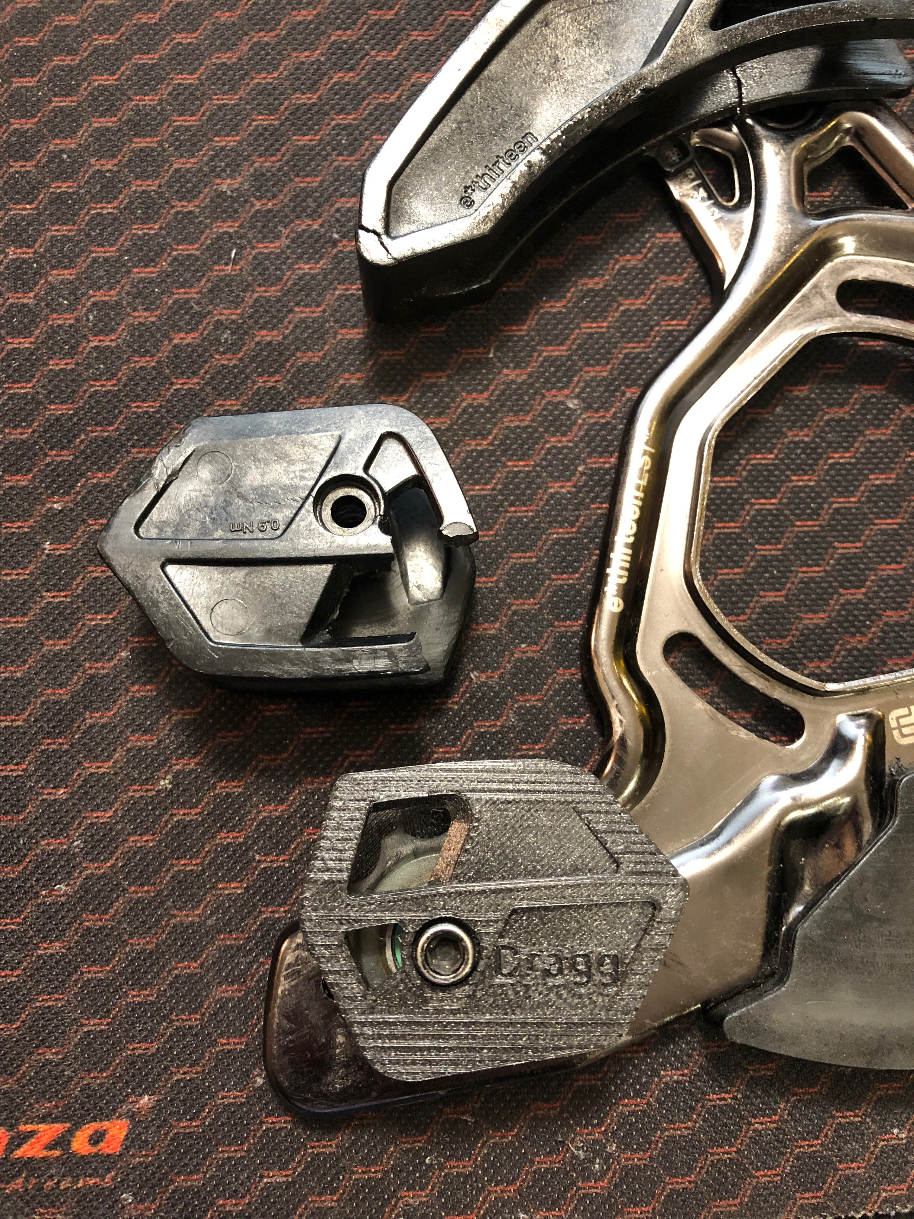 e thirteen LG1 chain guide roller cage