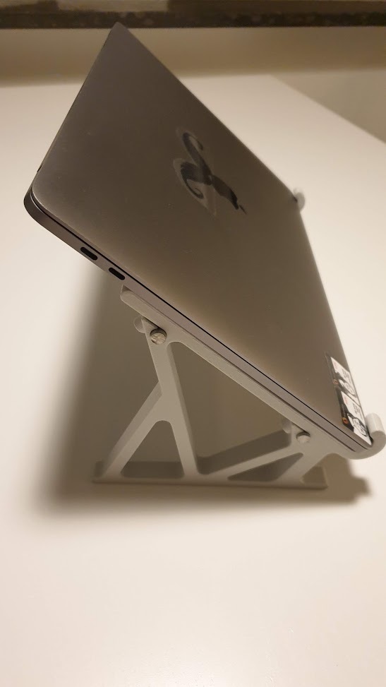 MacBook Pro Stand