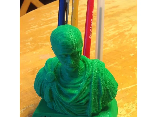 et tu, plumbum? - Julius Caesar Pencil Holder