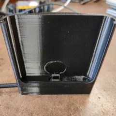Mobile phone holder w. pwr/data