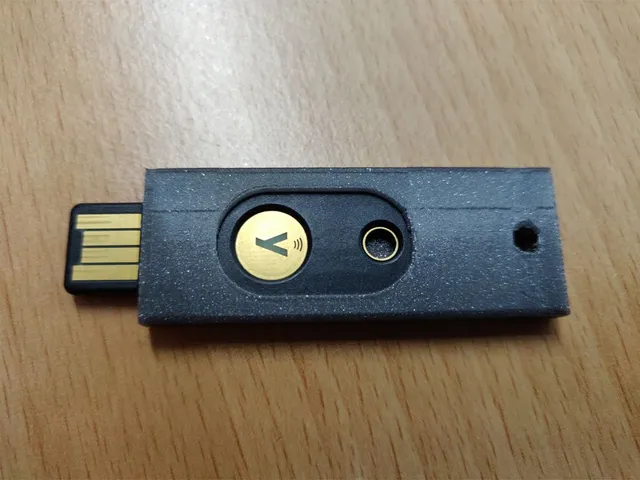 Yubikey Sliding Protective Cover