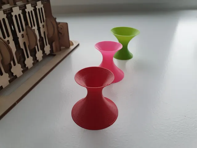 Simple and fast egg holder in vase-mode