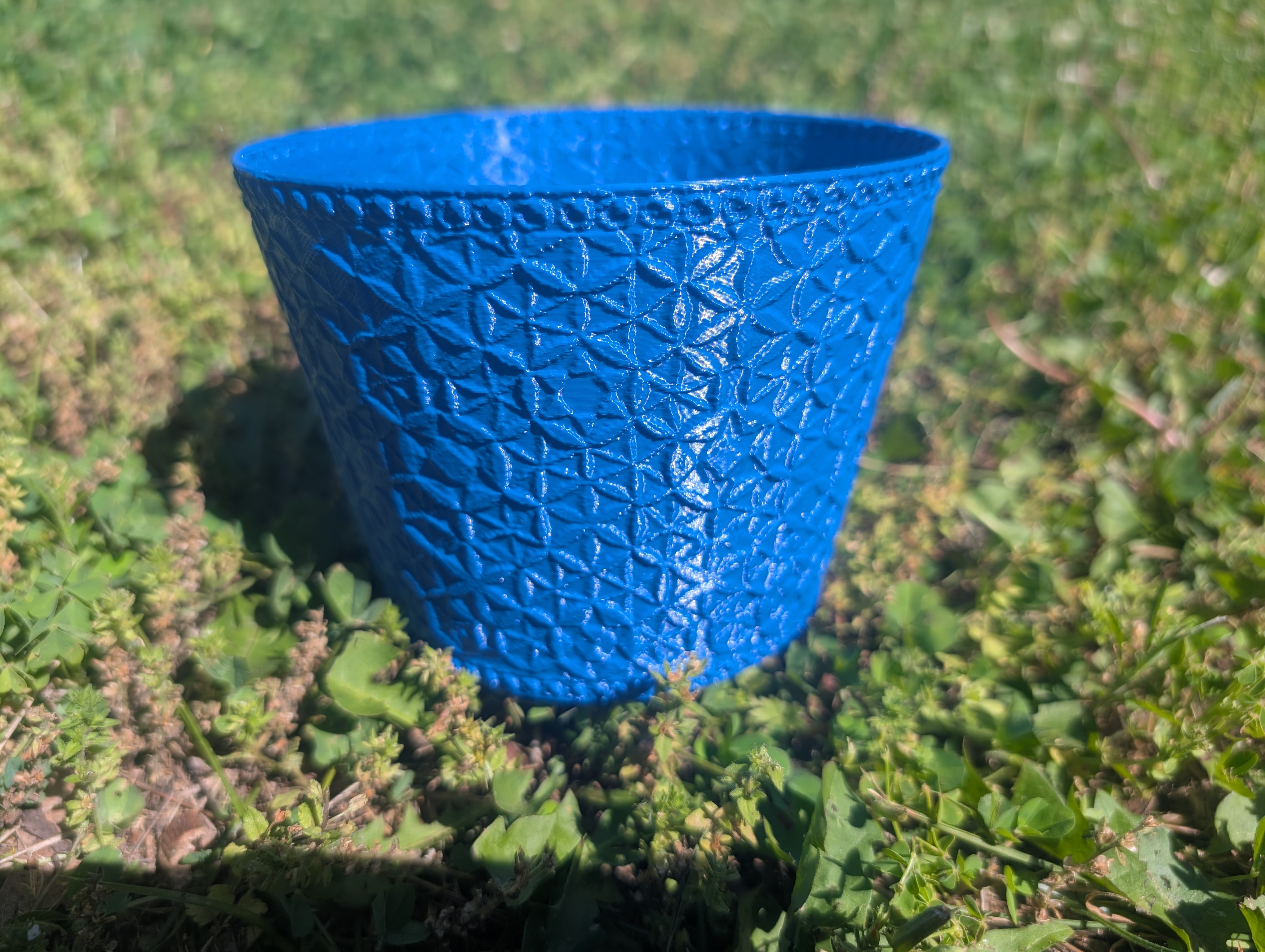 Star Pattern Plant Pot - Vase Mode