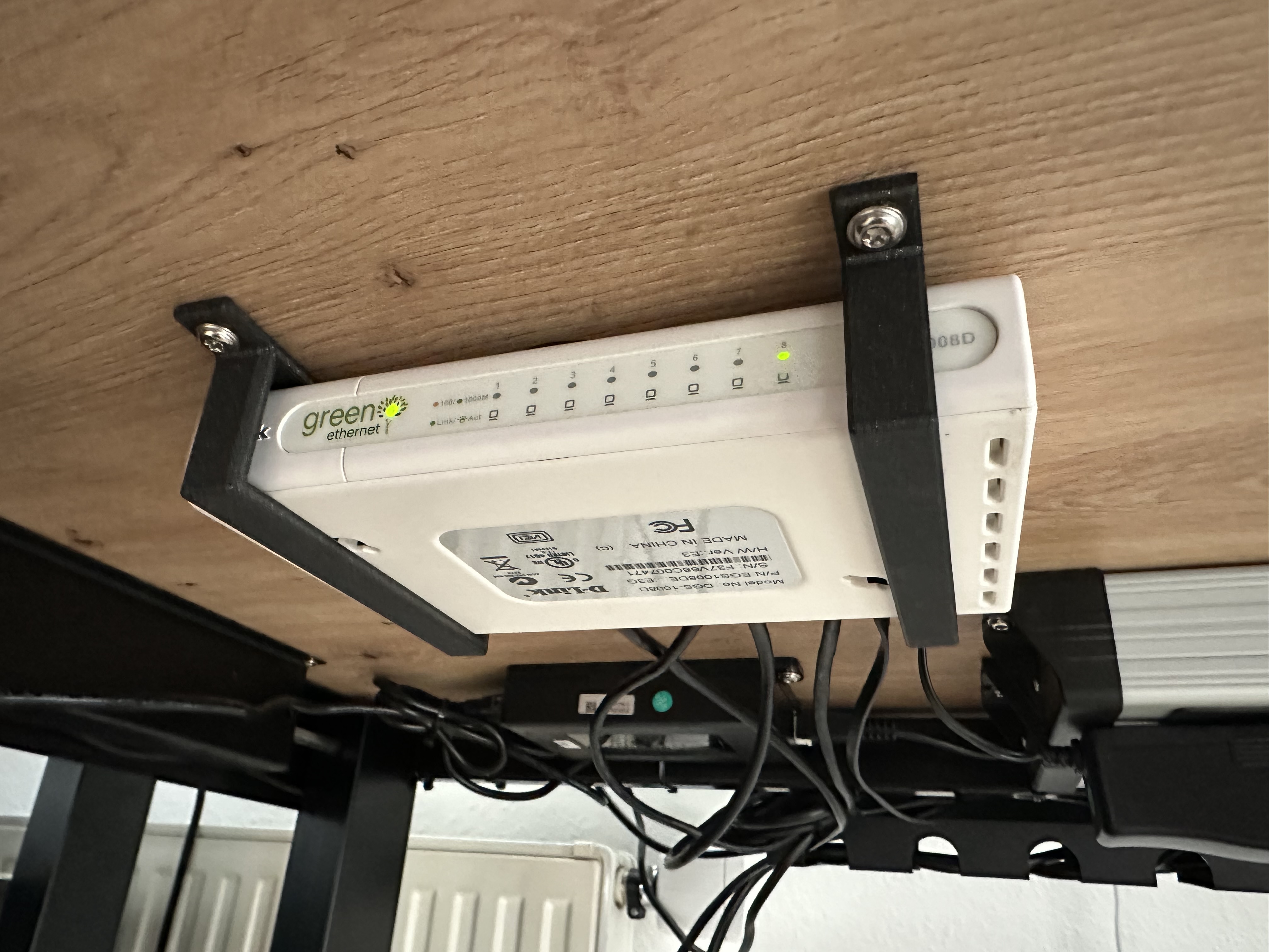 Holder for D-Link DGS-1008D 8-Port Gigabit Switch
