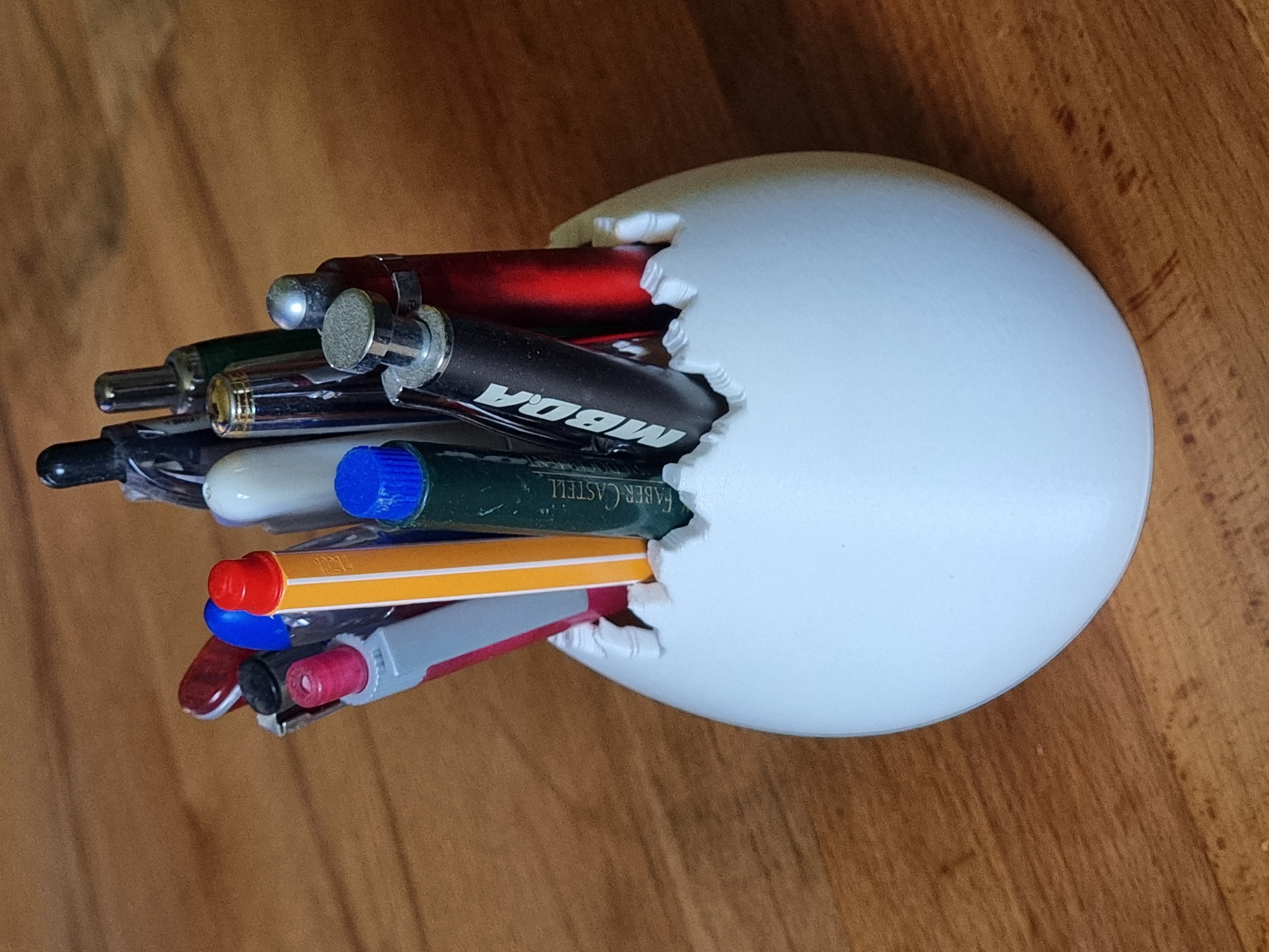 Eggshell pen holder — miniatura 2