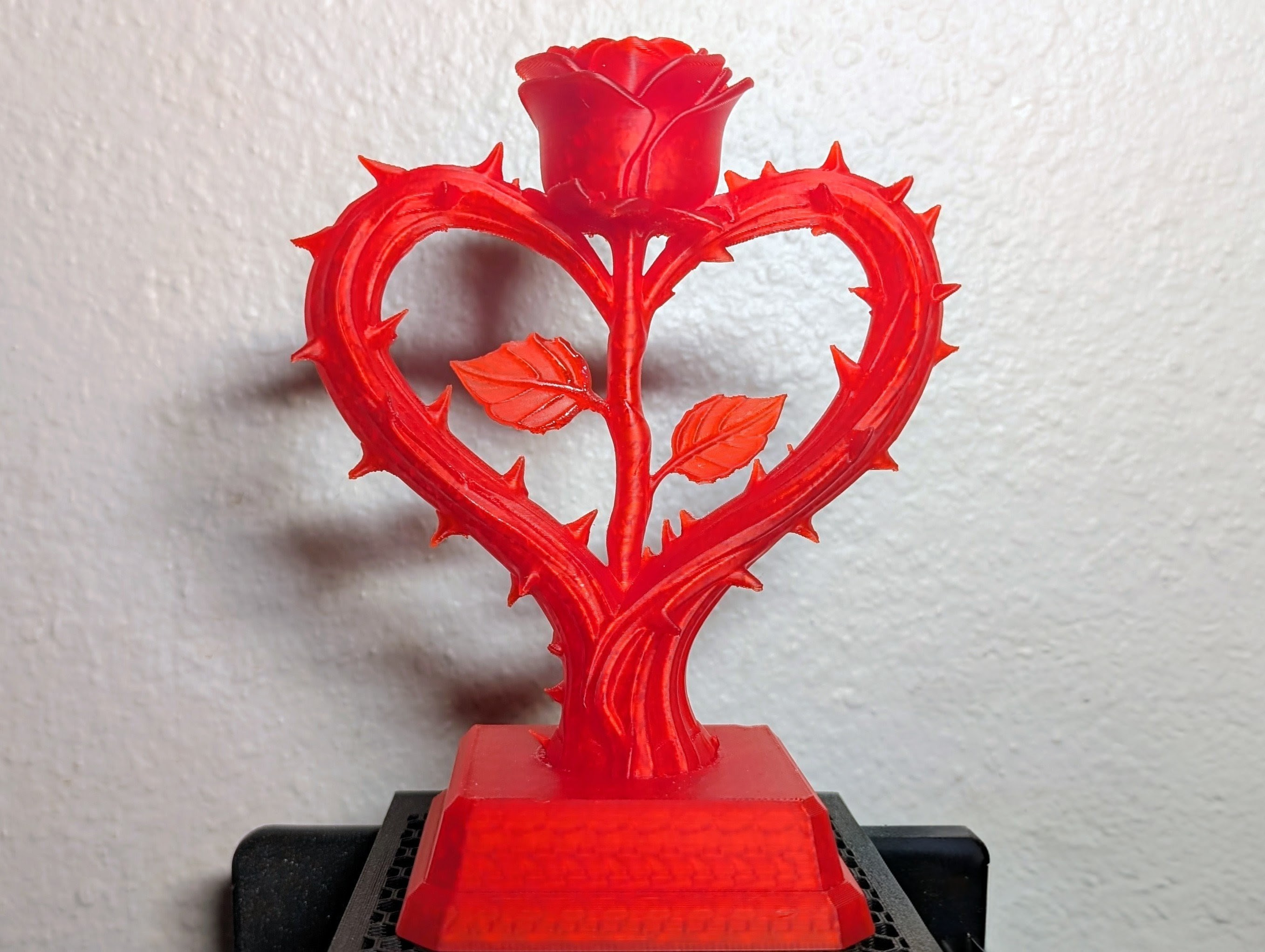 Thorned Heart - Valentines Day Rose Sculpture