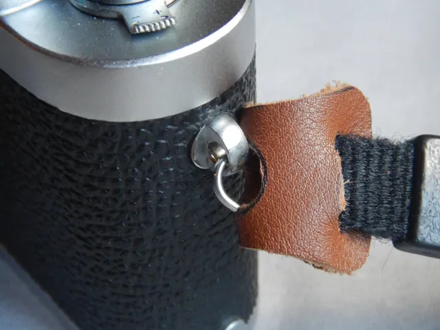 Schutzpad für Kameragehäuse Schablone; Protective pad for camera housing template
