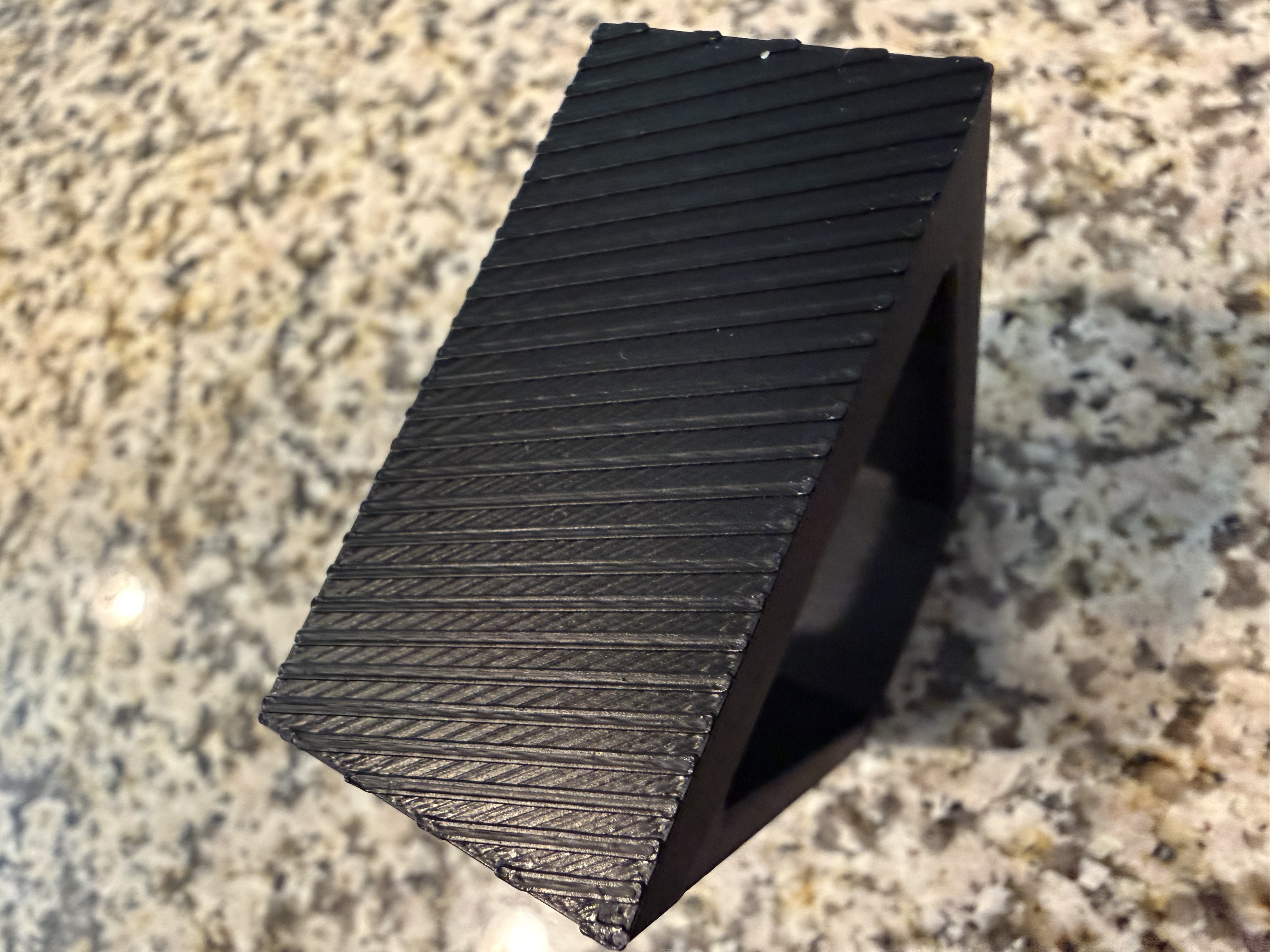Pantry basket spacer
