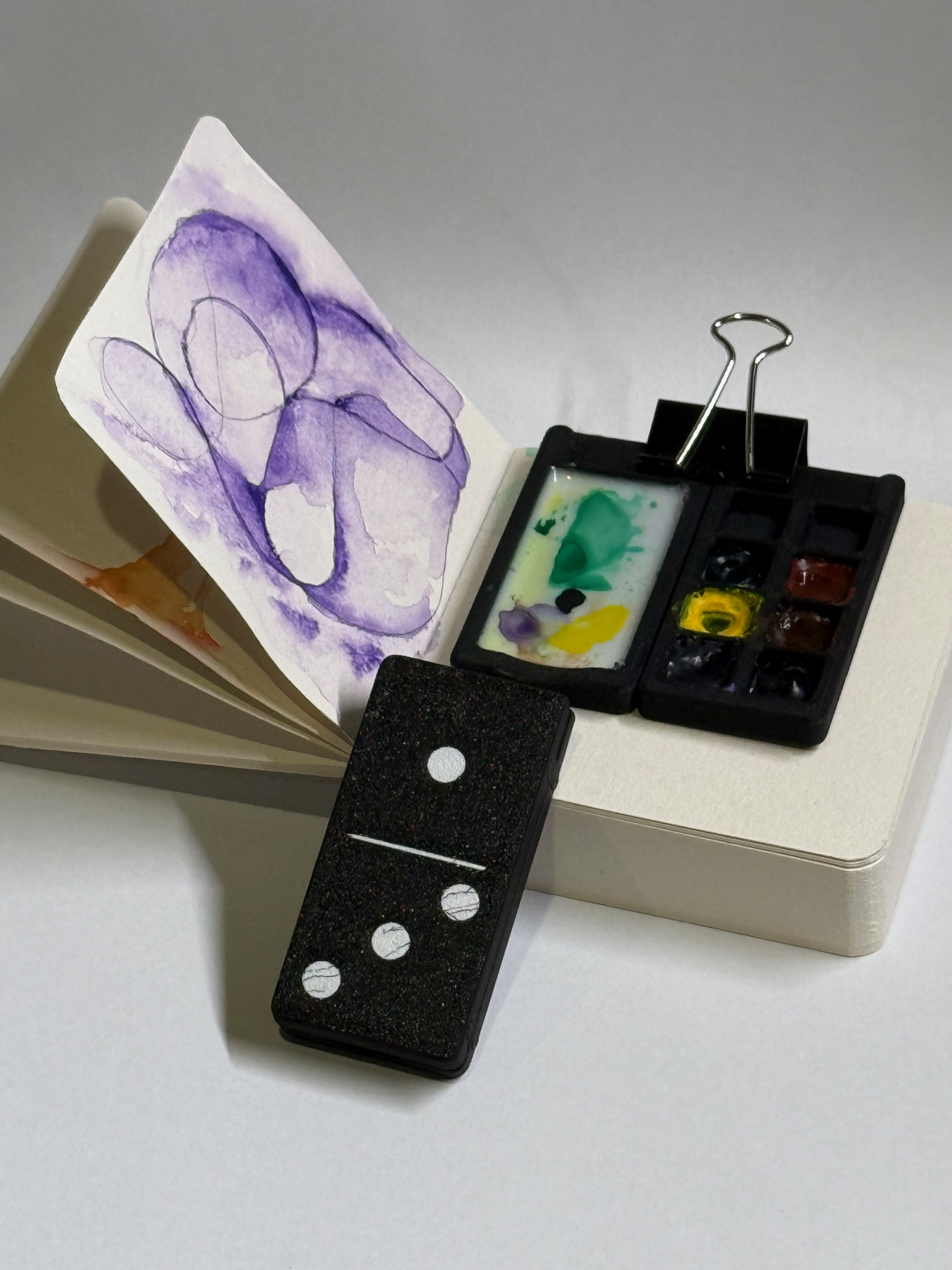 Domino - a Miniature Watercolour Palette