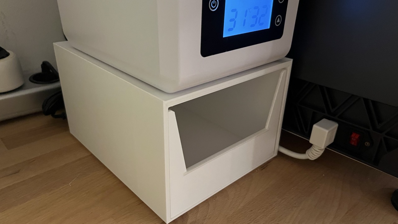 Stackable drawer box container