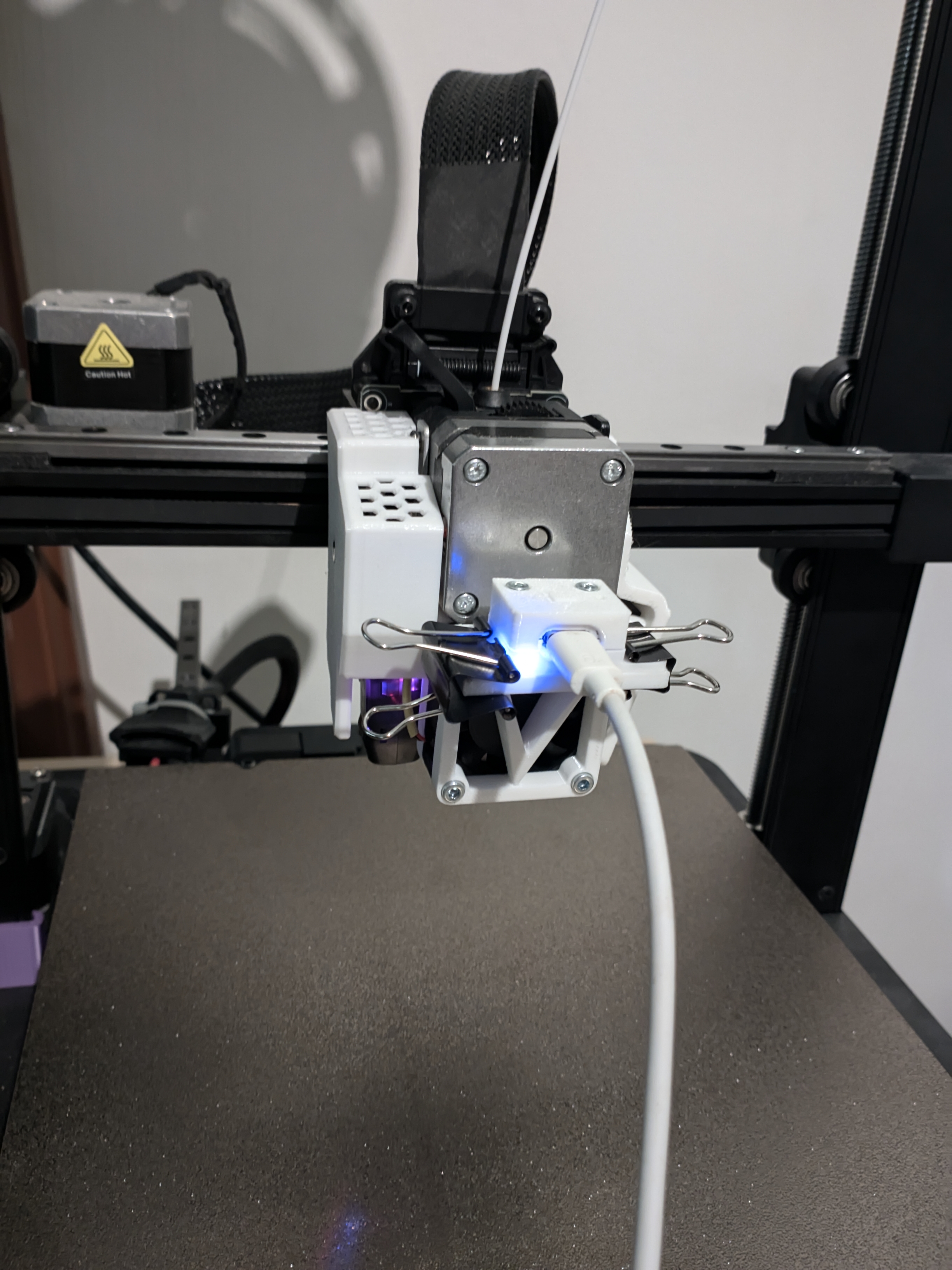 Hotend 40x40 fan cover with shelf for installing accelerometer
