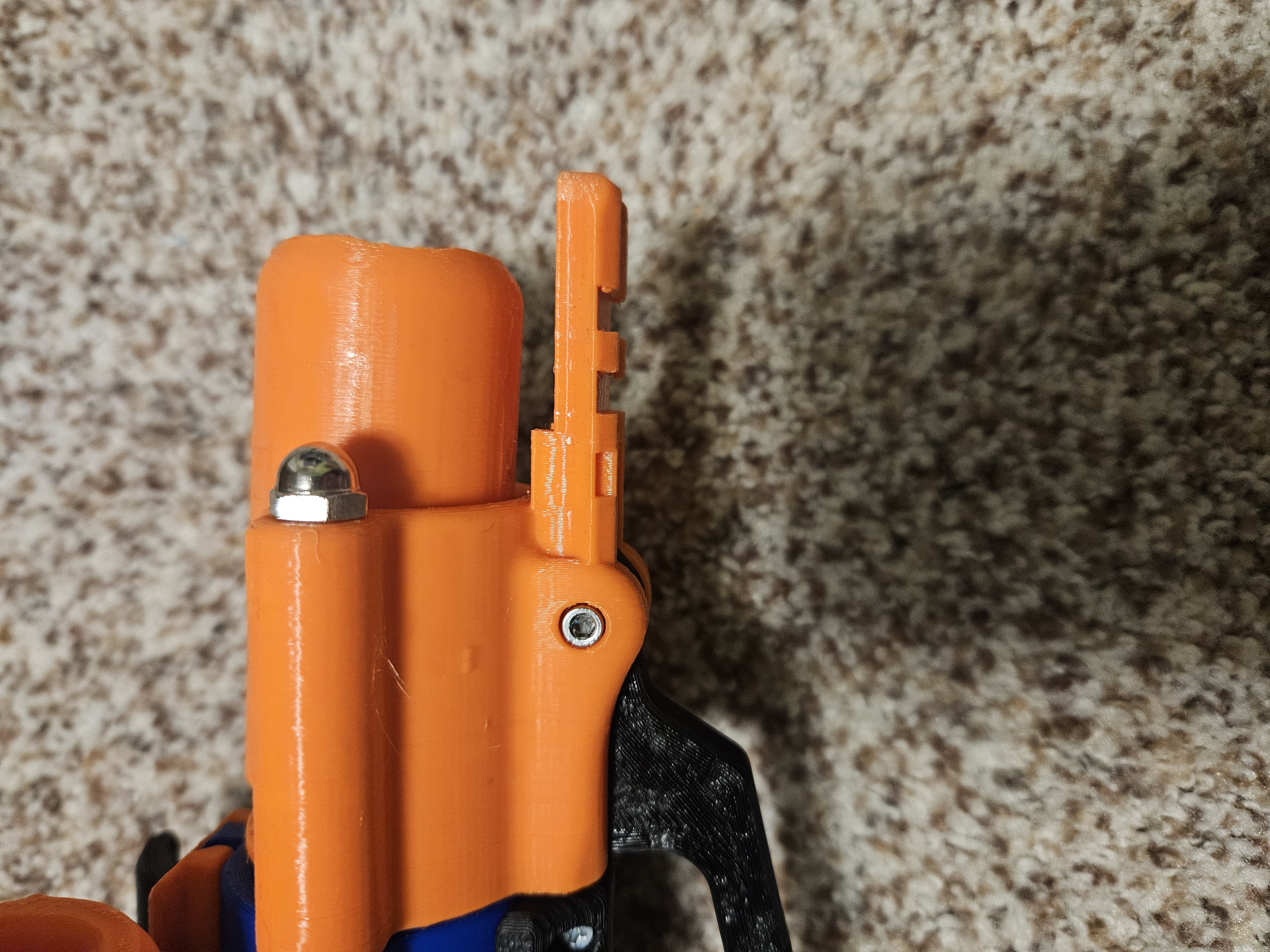 Widlstyle picatinny ejector