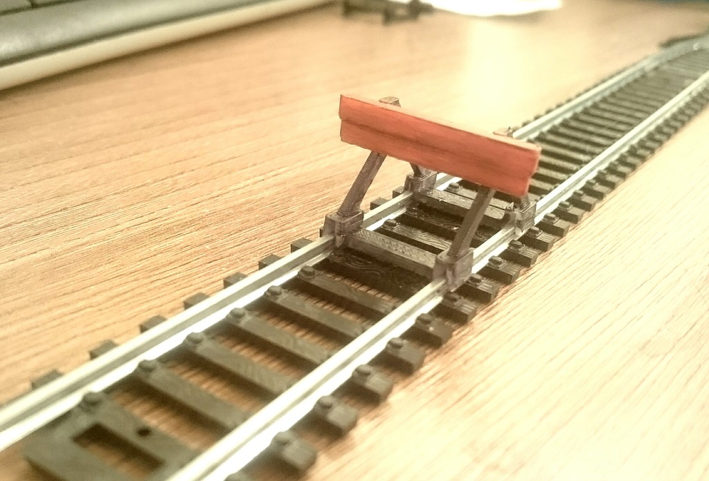 Miniatura 4 do modelo 3D H0 scale buffer stop