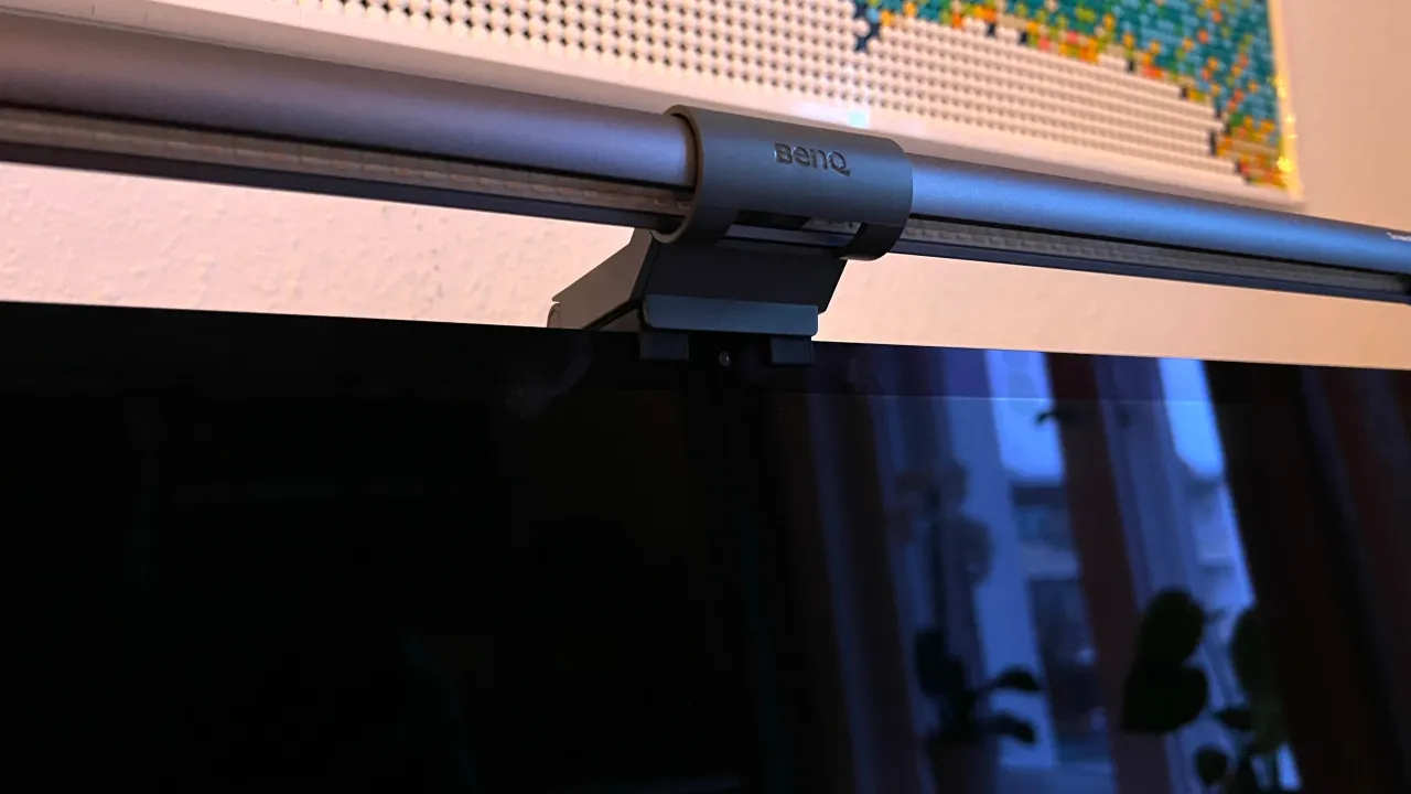 BenQ Screenbar Halo Mount for Apple Studio Display by cweinberger