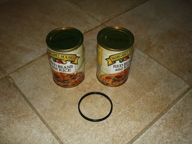 Stacking Ring for Can Storage